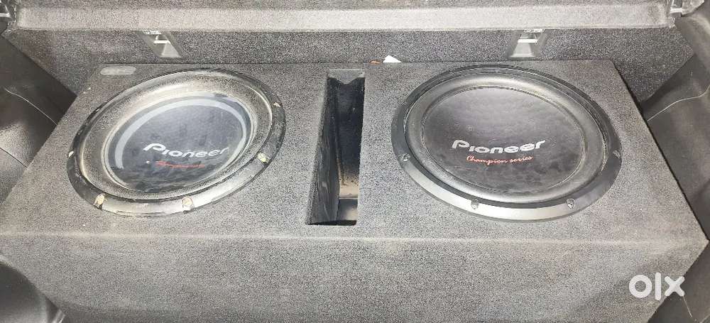 Pioneer sub woofer 12-12 D4 X 2