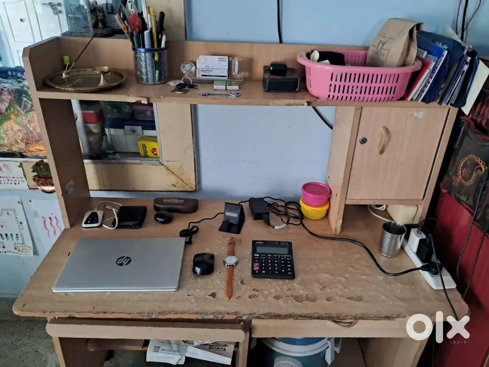 Table for sale in Good Condition