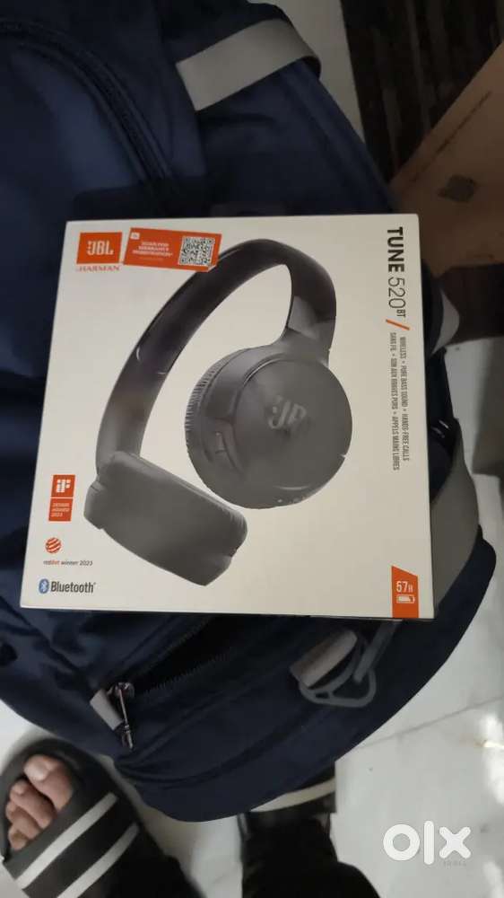 FOR SALE:JBL 520BT Wireless Headphones (Brand
New)
Color: Black