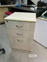 Refurbished pedestal box storage of 3 drawer