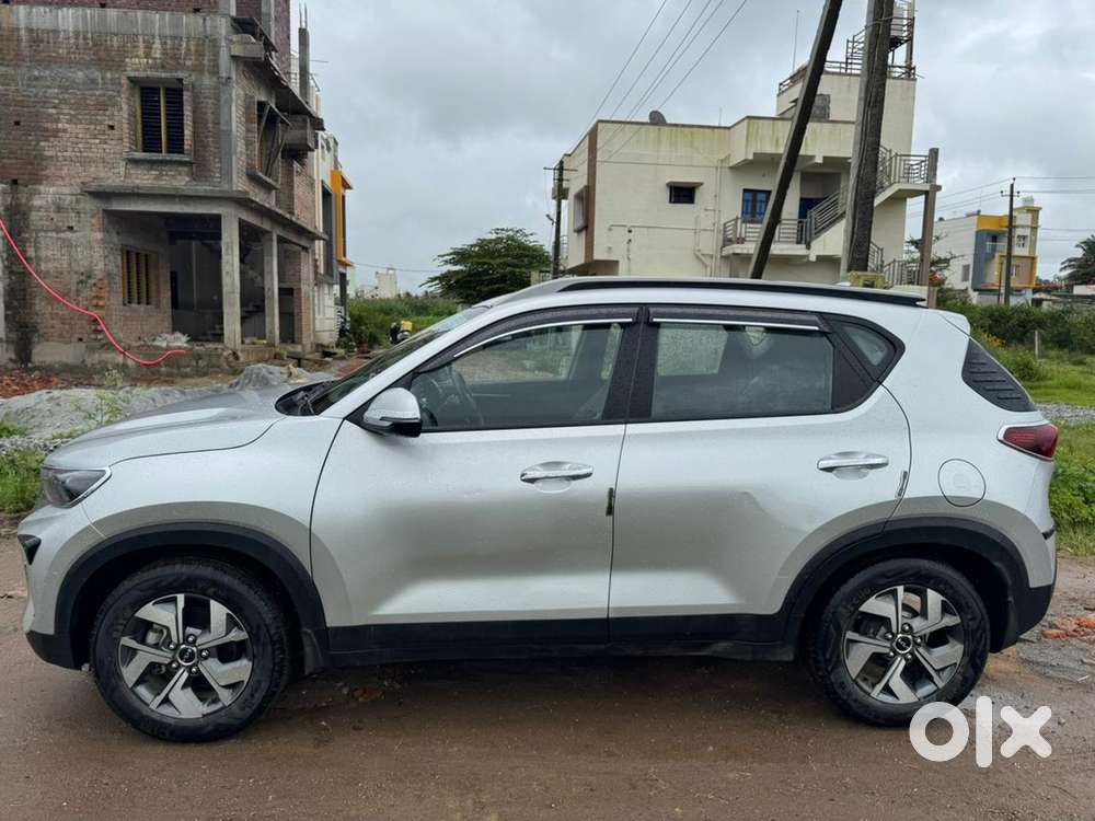 Kia Sonet 2022 Petrol 26500 Km Driven