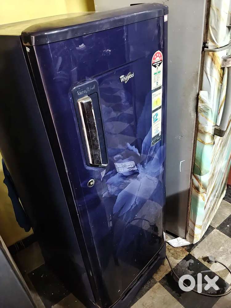 Whirlpool single door fridge