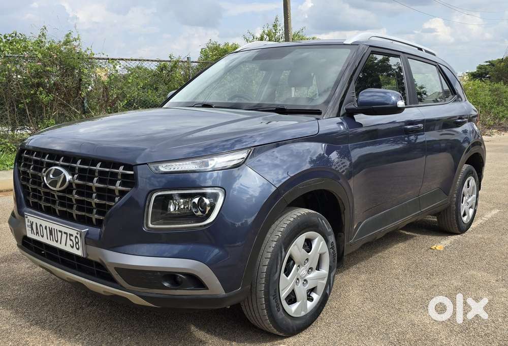 Hyundai Venue 1.2 S Plus, 2020, Petrol