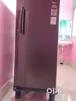 LG Single Door Refrigerator – Good Condition – ₹10,000