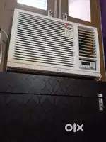 1.5 ton LG AC  selling in good and working condition