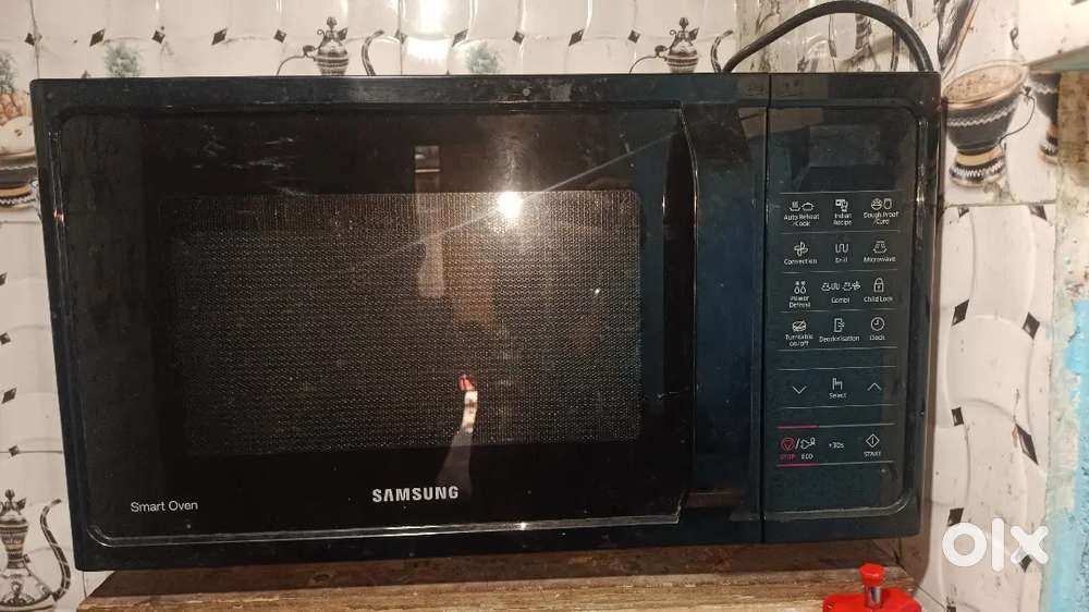 Sale Mint condition samsung 28ltr convection microwave