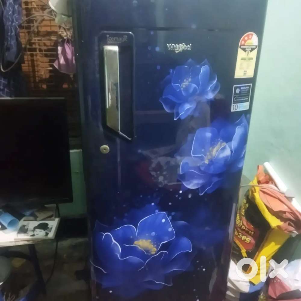 220 litres single door whirlpool with a drawer in the bottom.