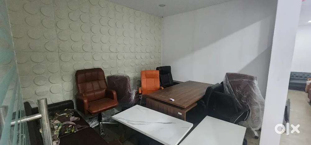 Office space for Immigration, iT