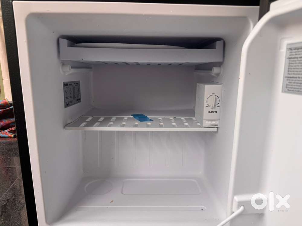 Mini refrigerator