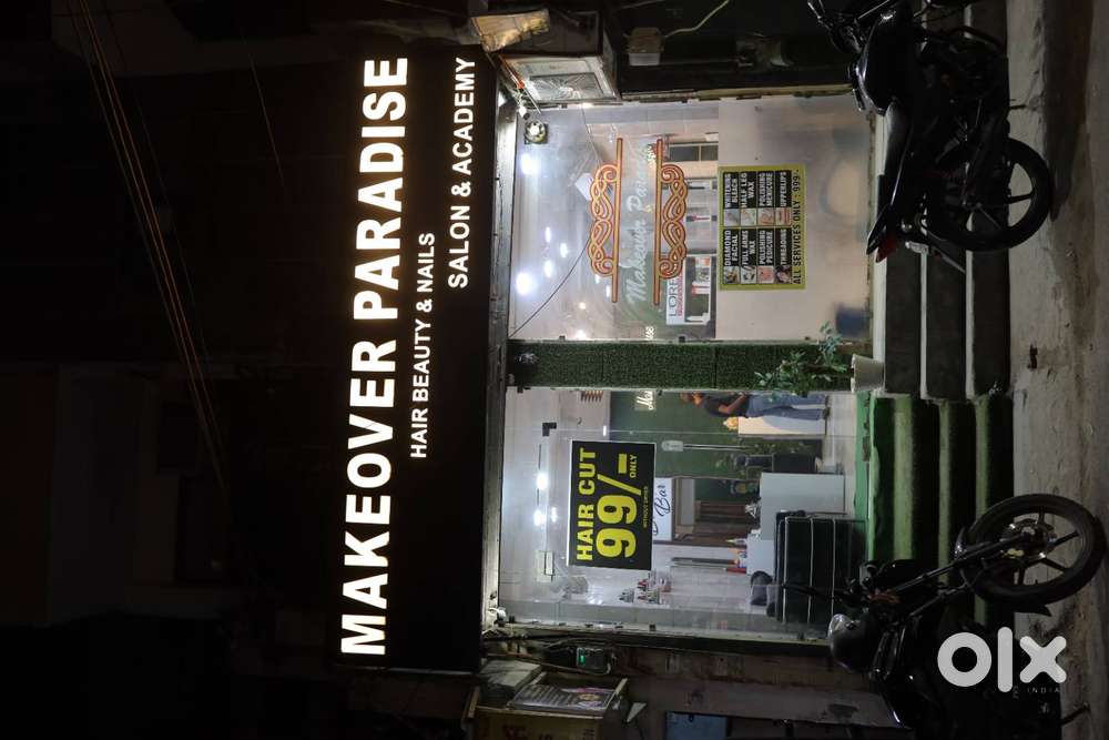 Salon job as a receptionist full time professional females can apply