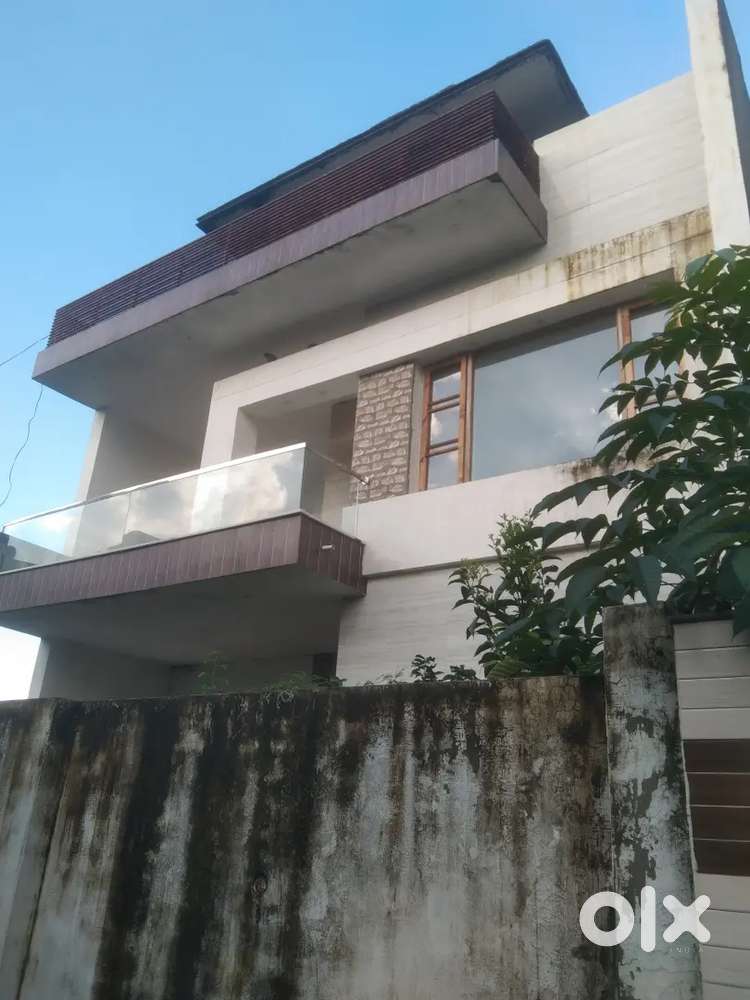 Mahajan property dealer