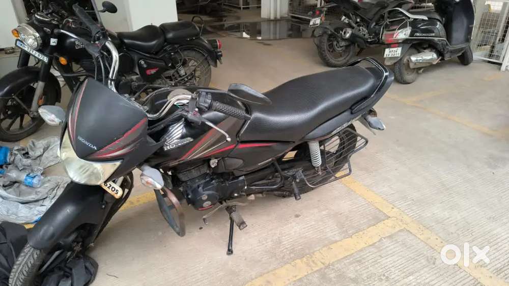 Honda shine 125 year 2012