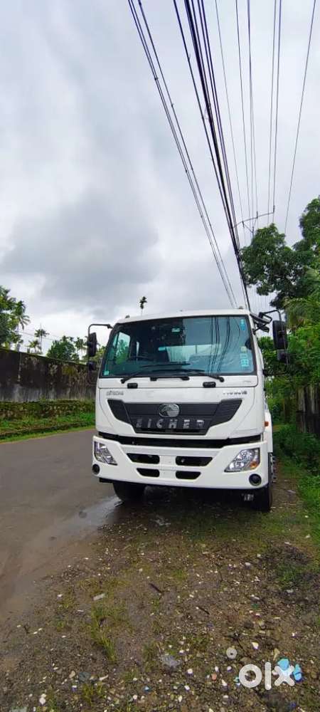 Vaccancy Bus-Lorry mechanic,Body worker, welder