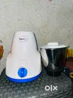 Pigeon mixer grinder