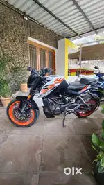 KTM. Duke,125
