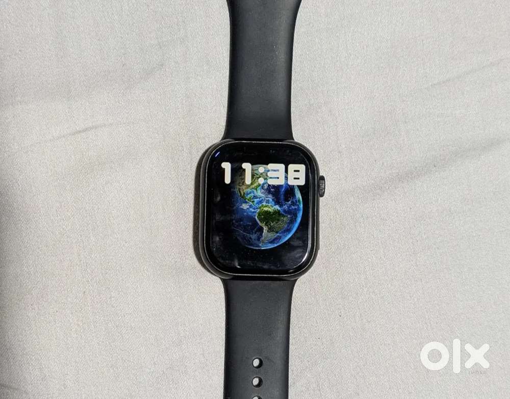 Smartwatch (Black Colour)