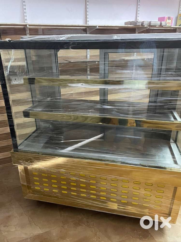 DISPLAY COUNTER FRIDGE