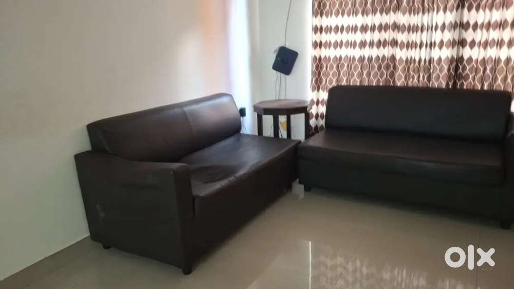 Kakkanad junction 2 BHK flat working couple or bachelor