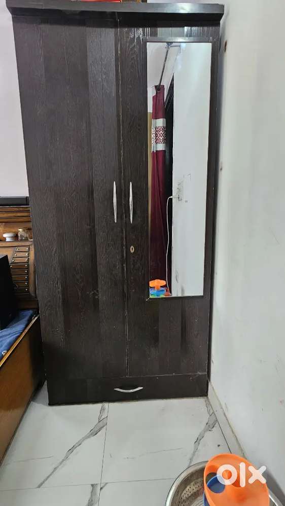 A full size Wardrobe just like new