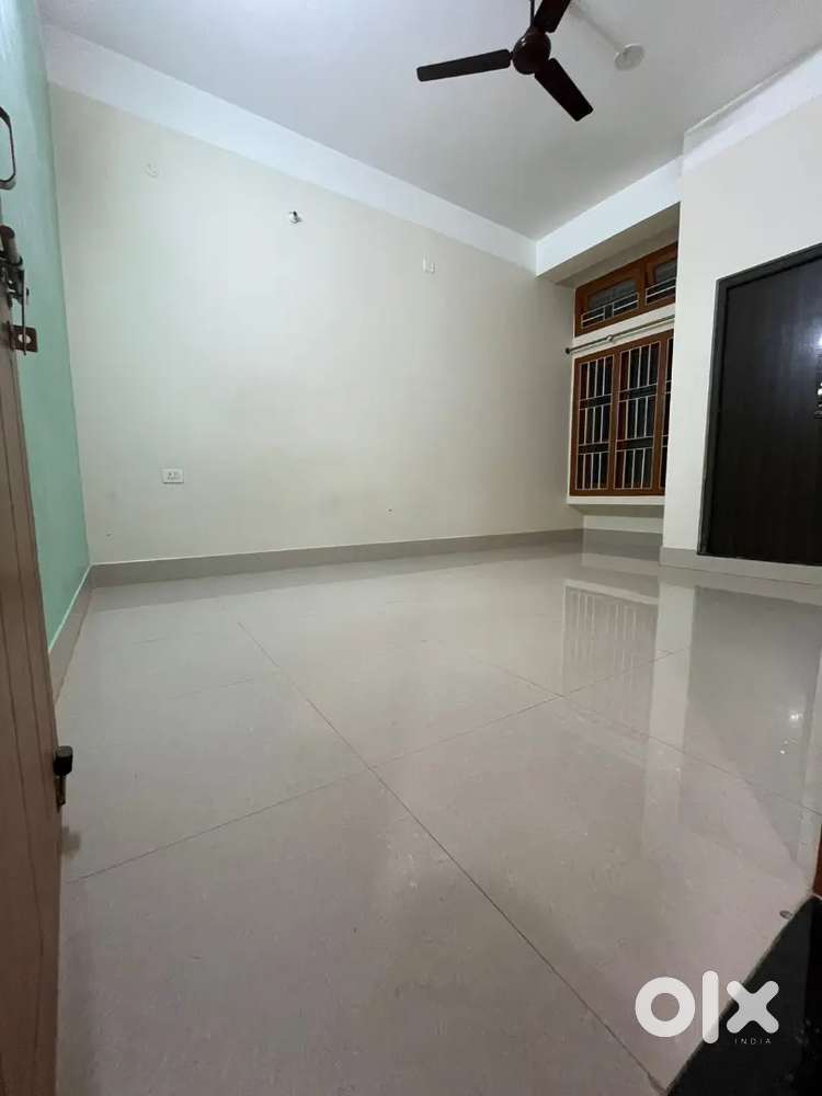 2 bhk part house for rent