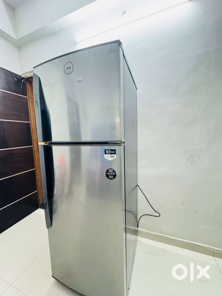 Godrej EON RT271 Lts