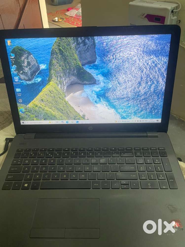 Hp core i5 2 gb grafix card