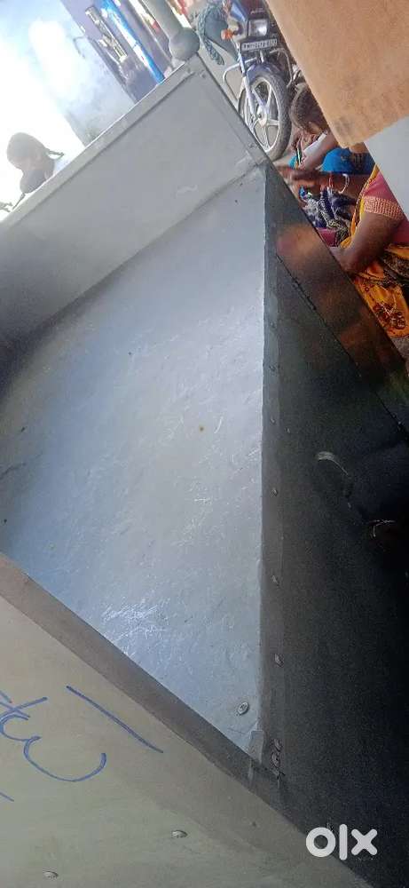 ठेला चयनीस