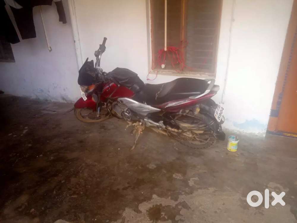 Discover 125cc bike sell