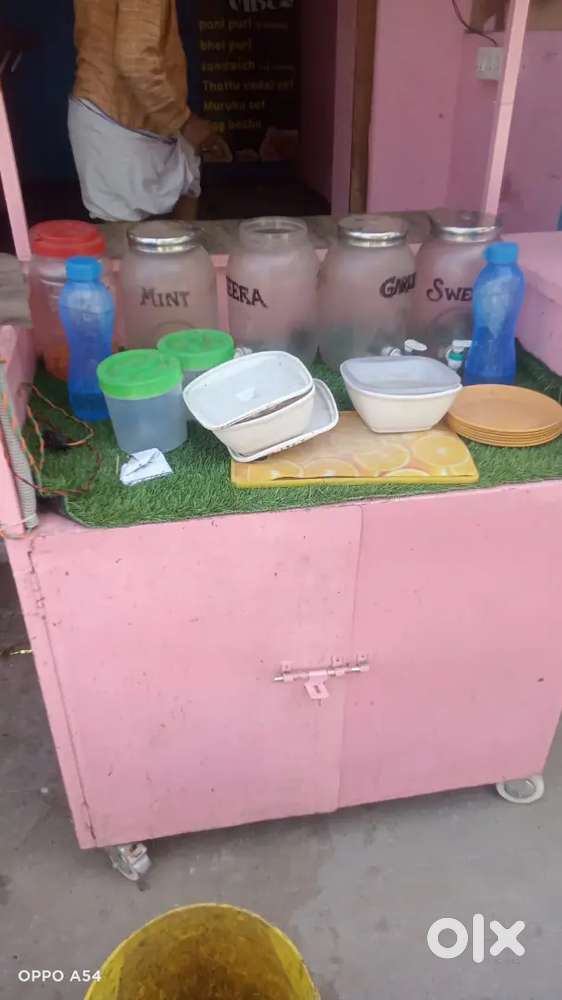Pani Poori stall and it's materials, fiting light setting