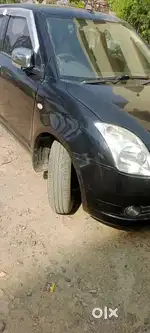 Maruti Suzuki Swift 2005 CNG & Hybrids 90000 Km Driven