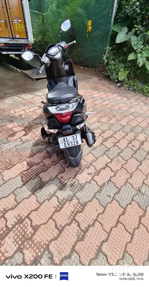 Ntorq 2022 single use12500 km.