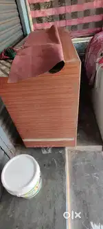 Shop display counter