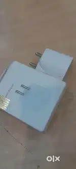 Apple charger iphone/ipad