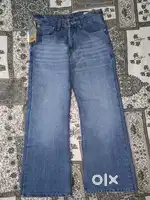Levis bootcut jean