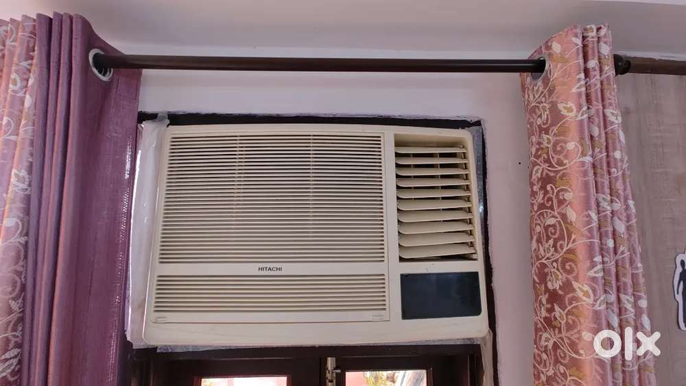 Hitachi 1.5 Ton AC ,4 years old