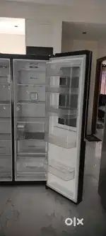 Lg refrigerator side by side excellent condition