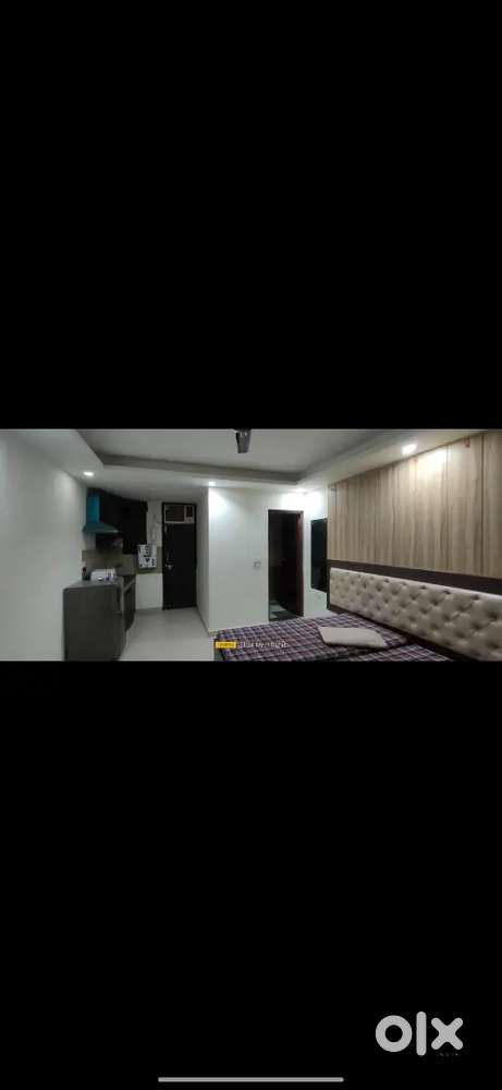 Luxury rk in dlf phase 3 u block near metro