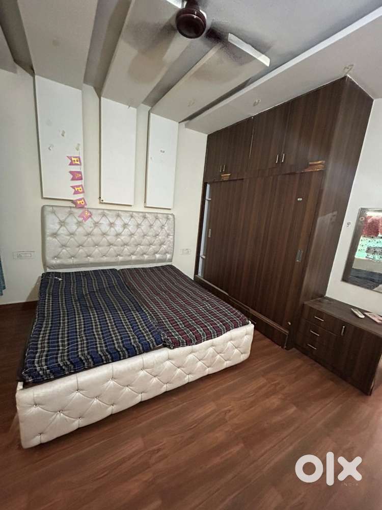 1Bhk flat for rent 13500/fully furnished sec 127 kharar
