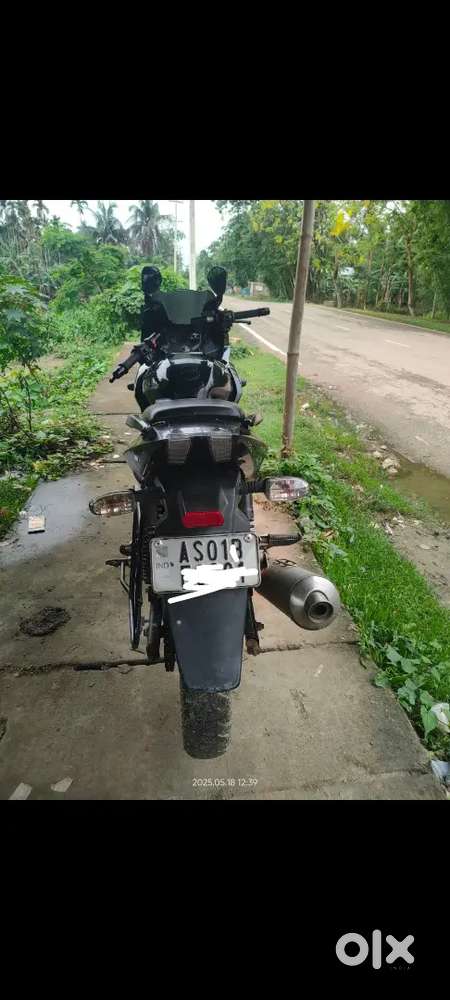 Pulser 220 f