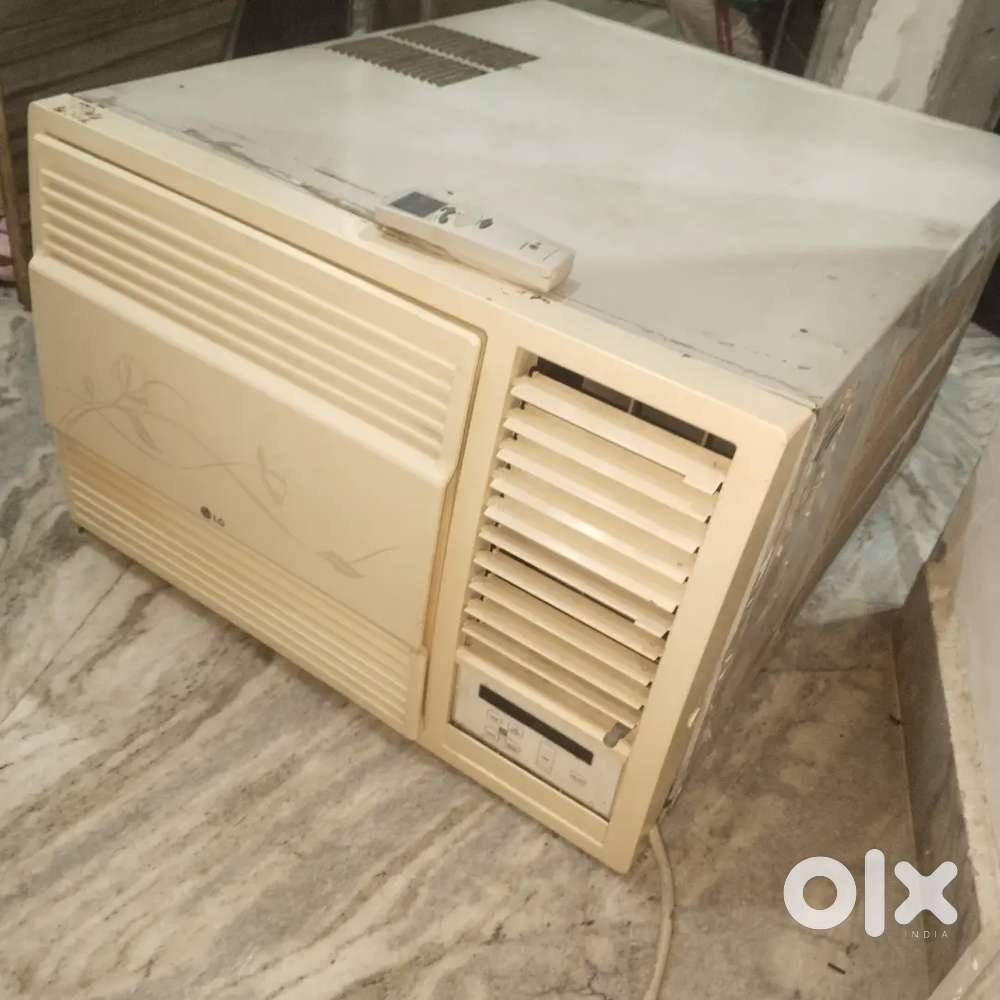 Sale my AC good  condition