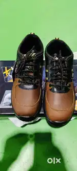 Safety shoes