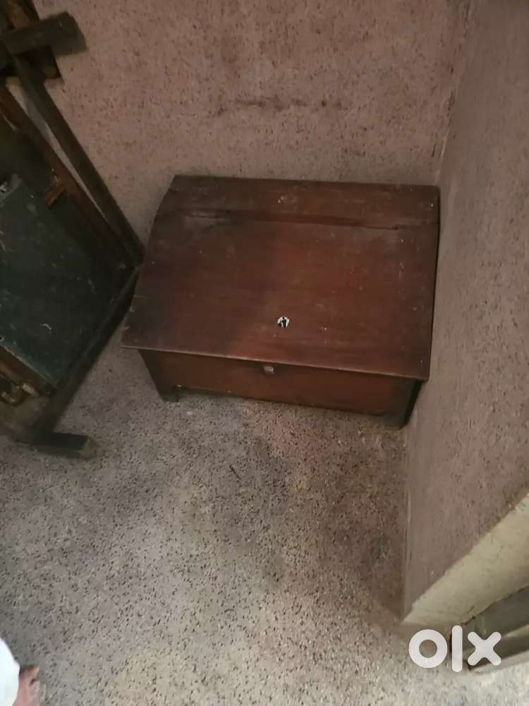 Premium Teak Wood Desk / Storage Chest – Solid & Long-Lasting