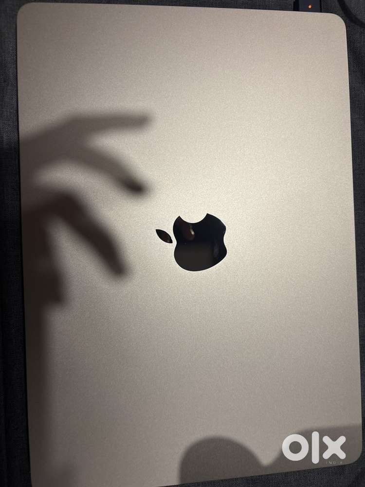 Macbook air m2 1 day old