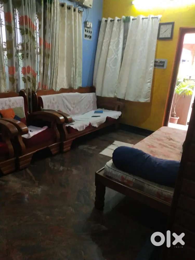 2 Bhk house rent 12000 kavoor near
