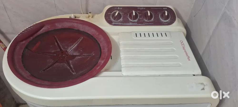 Whirlpool Semi Automatic washing machine