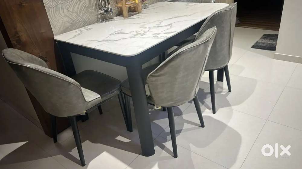 Perfect Dining table for 2BHK apartment