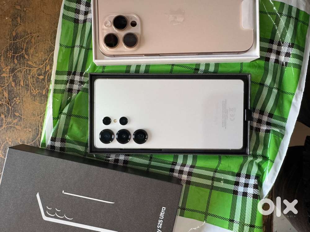 S25 ultra white colour 256gb just 1 month  old