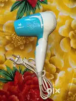 Havells hair dryer with with comb, two oil spreader hair sprey