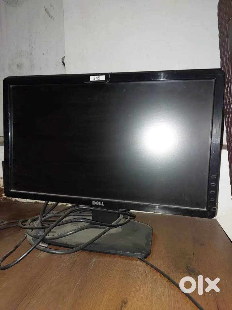 Dell monitor in good condition at reasonable rate call me fast.