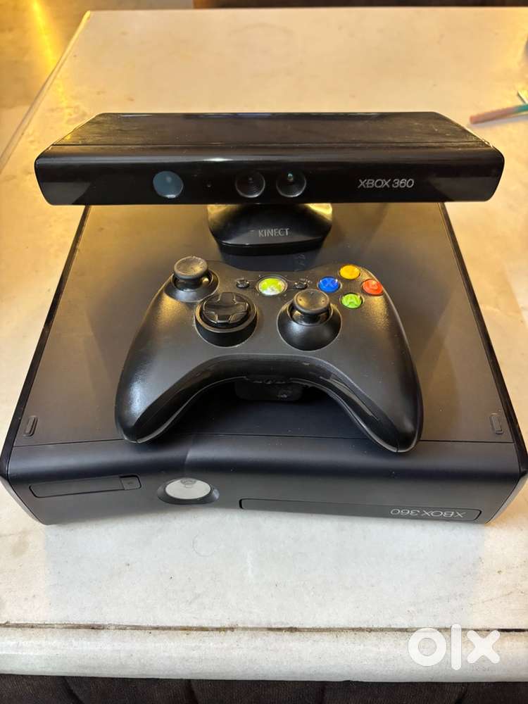 Xbox 360s with kinect in excellent working condition